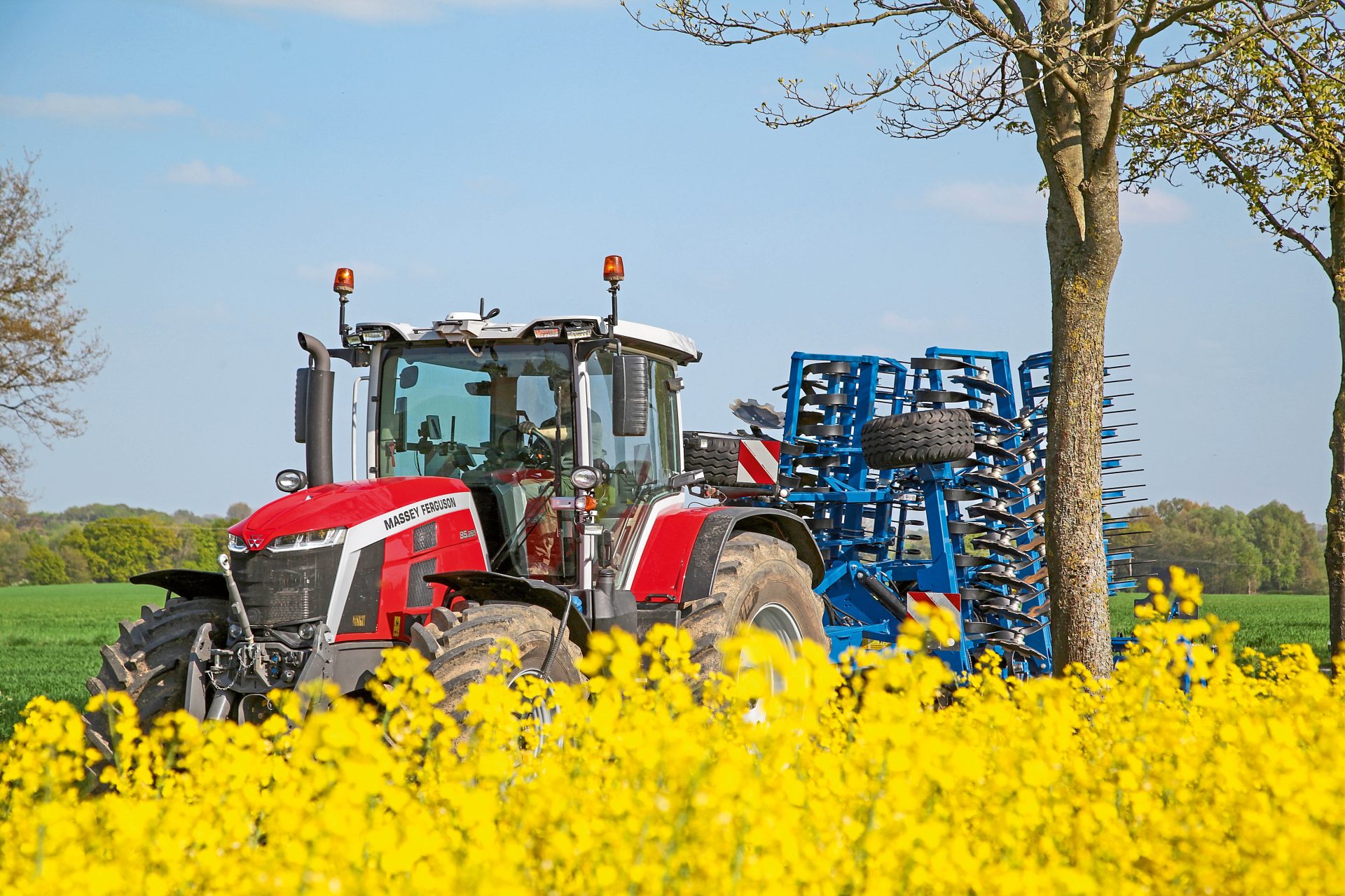 Massey Ferguson 8S.265: Професійний огляд