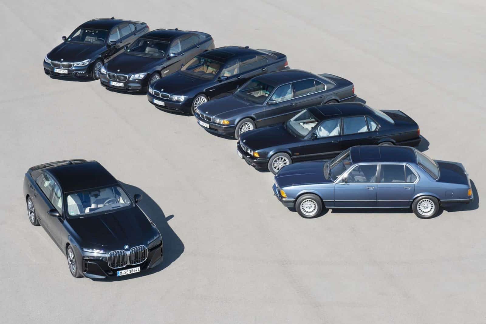 👑 BMW 7-Series: Історія Королівського Комфорту та Технологій